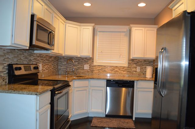 1606 Red Run Drive, Royal Oak, MI 48073