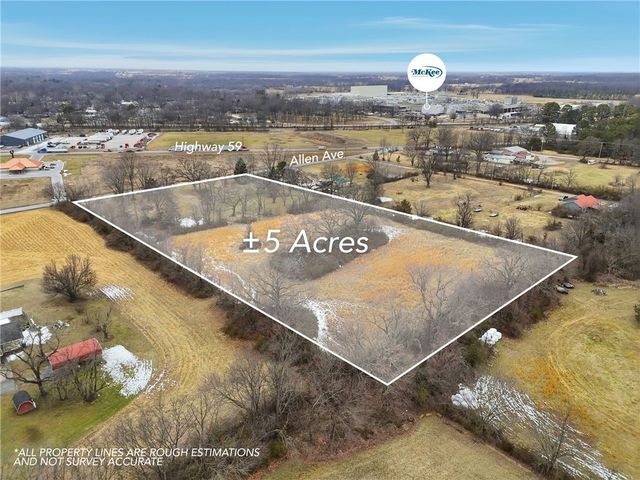 190 Allen Avenue, Gentry, AR 72734