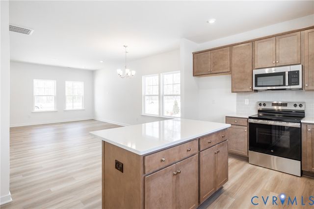 245 Whiteside Rd, Sandston, VA 23150