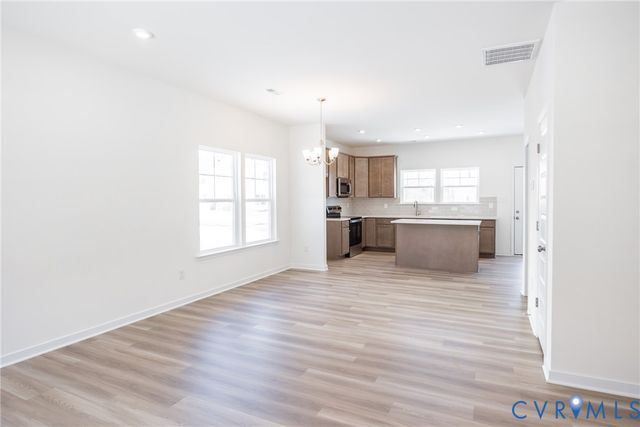 245 Whiteside Rd, Sandston, VA 23150