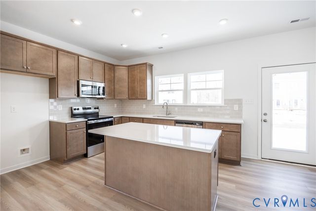 245 Whiteside Rd, Sandston, VA 23150