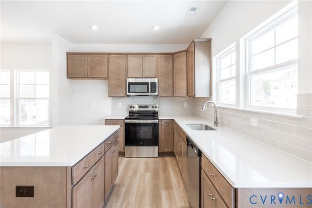 245 Whiteside Rd, Sandston, VA 23150