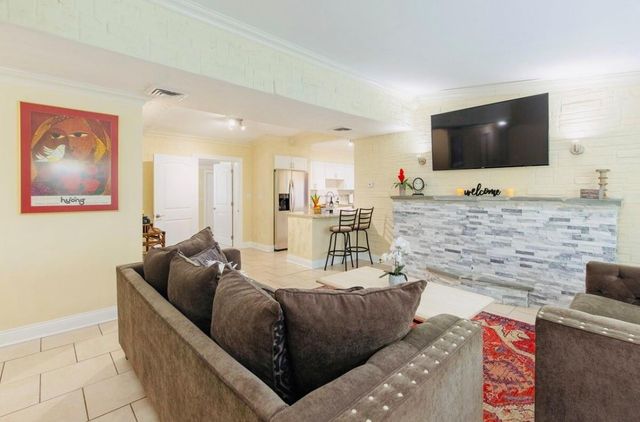 279 Hach Lane, West Palm Beach, FL 33415