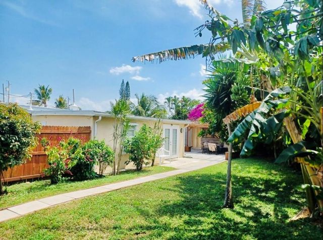 279 Hach Lane, West Palm Beach, FL 33415