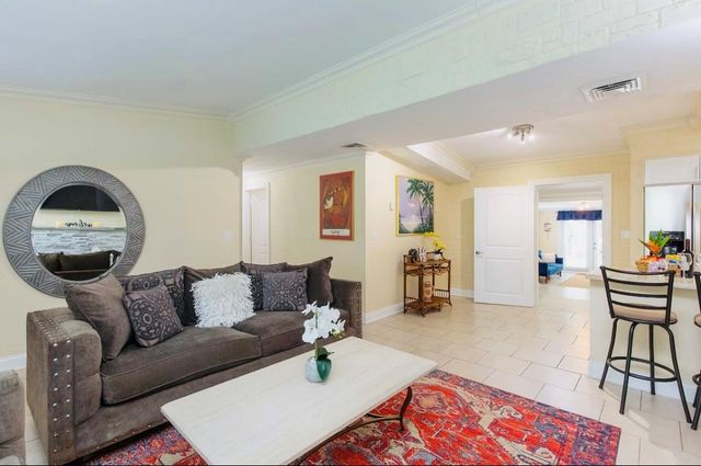 279 Hach Lane, West Palm Beach, FL 33415