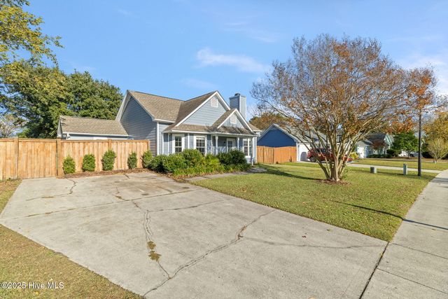 2513 Sapling Circle, Wilmington, NC 28411