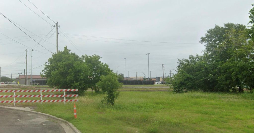 1218 Carnegie Street, Baytown, TX 77520