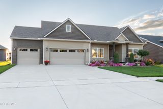 1339 Fiddlers Way, Waterville, OH 43566