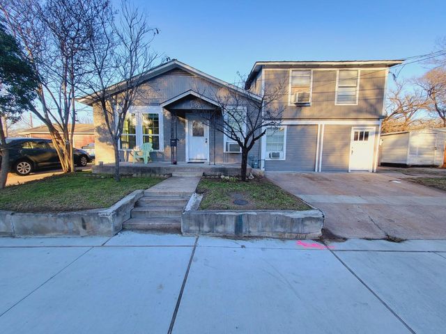 6404 Ponca ST B, Austin, TX 78741