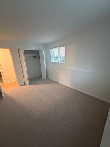 16 Appleton Park H2, Ipswich, MA 01938