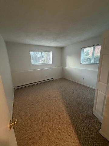 16 Appleton Park H2, Ipswich, MA 01938