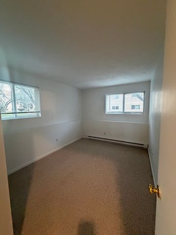 16 Appleton Park H2, Ipswich, MA 01938