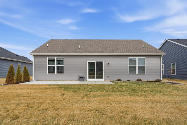 8467 Graystone Drive, Lowell, IN 46356