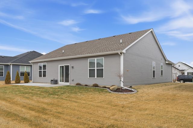 8467 Graystone Drive, Lowell, IN 46356