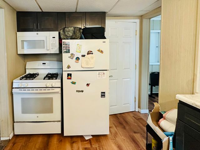 5856 Wallace Road, Hammond, IN 46320