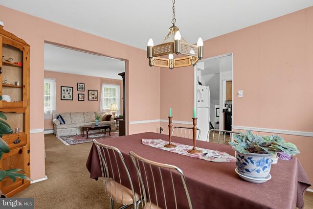 34 FAWN DR, Southampton, PA 18966