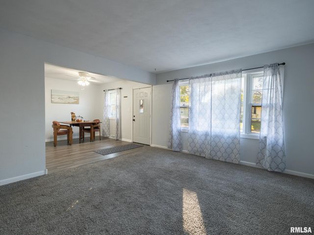 226 SUNRISE Avenue, Pekin, IL 61554