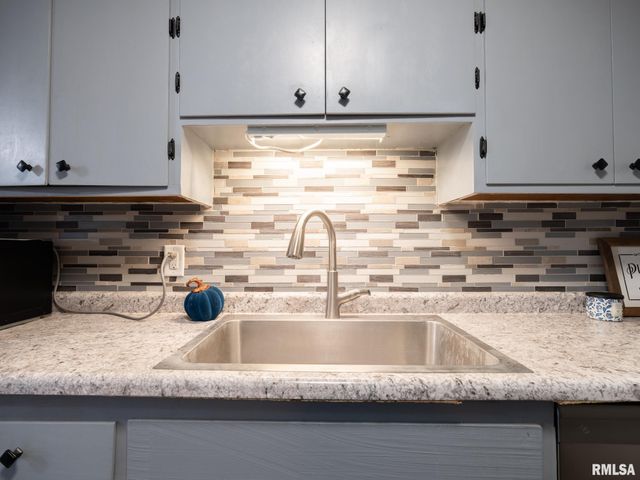 226 SUNRISE Avenue, Pekin, IL 61554