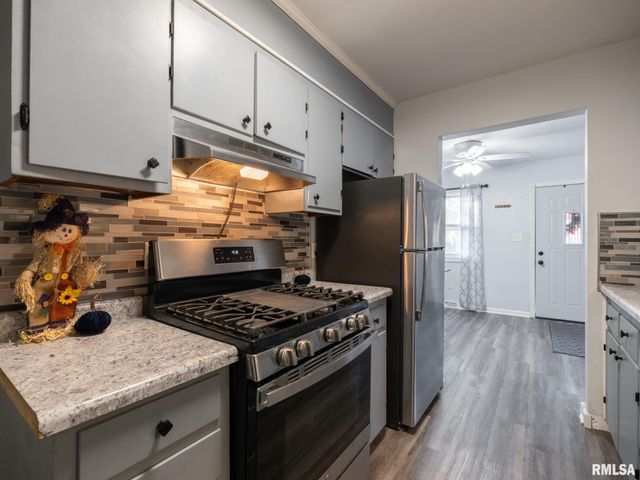 226 SUNRISE Avenue, Pekin, IL 61554