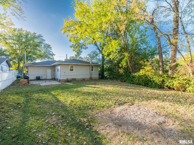 226 SUNRISE Avenue, Pekin, IL 61554
