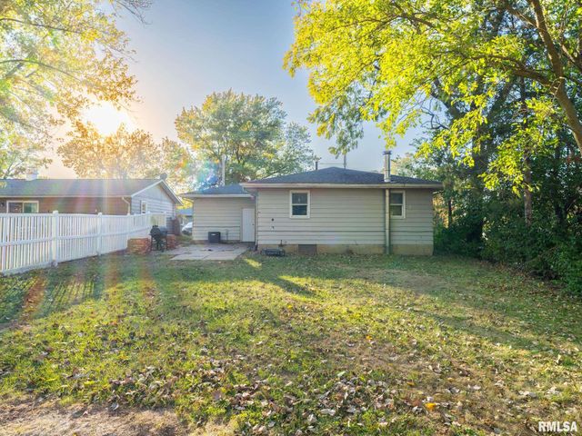 226 SUNRISE Avenue, Pekin, IL 61554