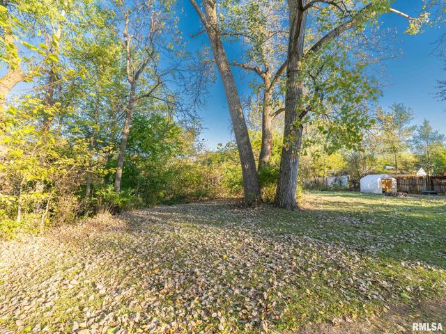 226 SUNRISE Avenue, Pekin, IL 61554