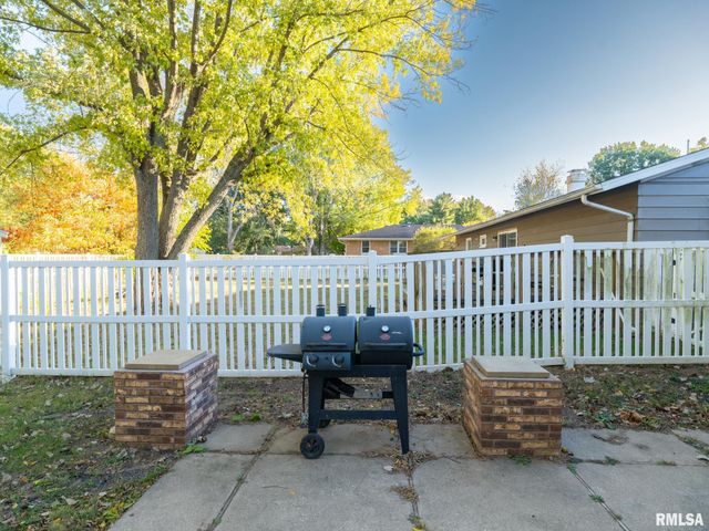 226 SUNRISE Avenue, Pekin, IL 61554