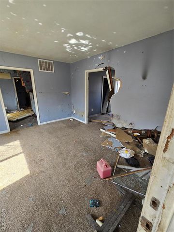 17325 Barlow Street, Detroit, MI 48205