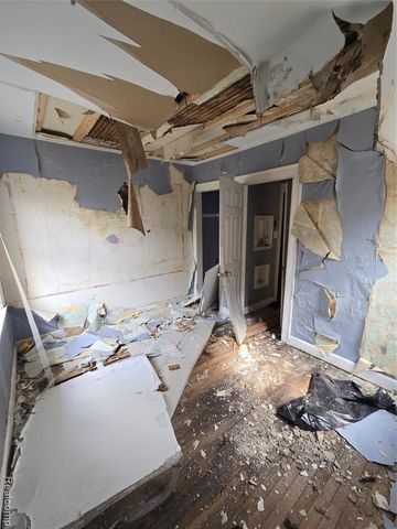 17325 Barlow Street, Detroit, MI 48205