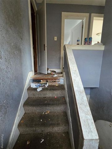 17325 Barlow Street, Detroit, MI 48205