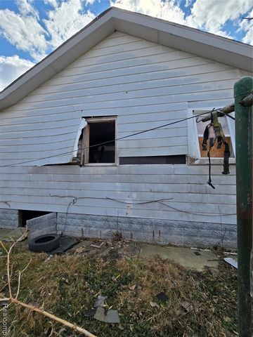 17325 Barlow Street, Detroit, MI 48205