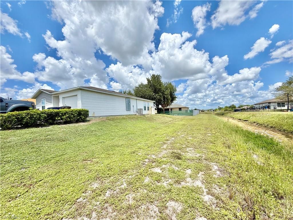 2800 26th ST SW, LEHIGH ACRES, FL 33976 — photo 3