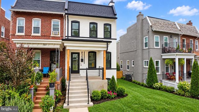 825 QUACKENBOS ST NW, Washington, DC 20011