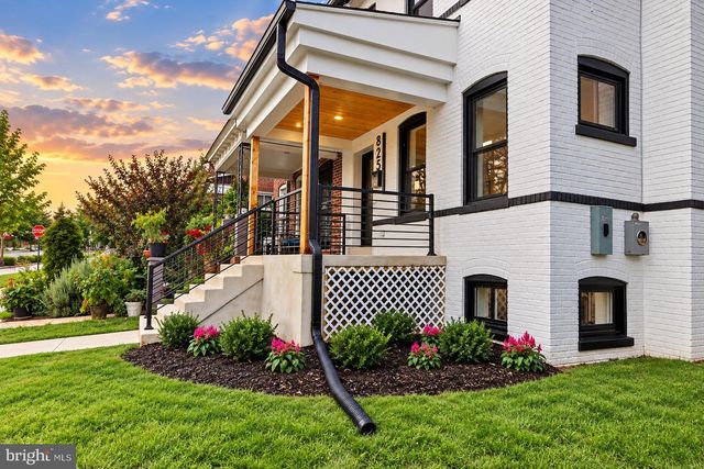 825 QUACKENBOS ST NW, Washington, DC 20011