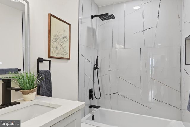 825 QUACKENBOS ST NW, Washington, DC 20011