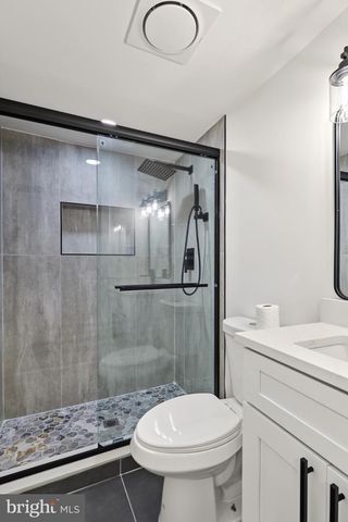 825 QUACKENBOS ST NW, Washington, DC 20011