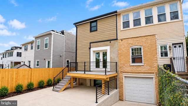 825 QUACKENBOS ST NW, Washington, DC 20011