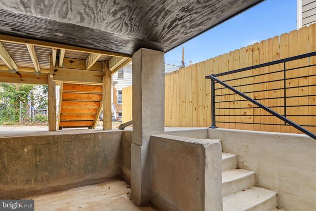 825 QUACKENBOS ST NW, Washington, DC 20011