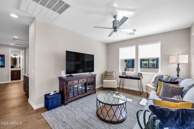 1555 E OCOTILLO Road 21, Phoenix, AZ 85014