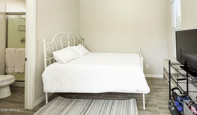 1555 E OCOTILLO Road 21, Phoenix, AZ 85014