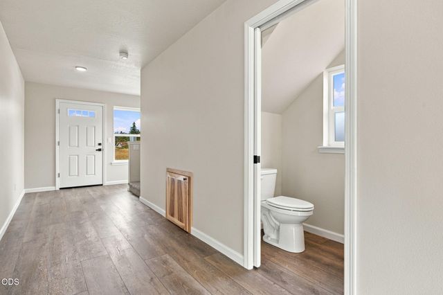 167 SE Champagne Court, Grants Pass, OR 97527