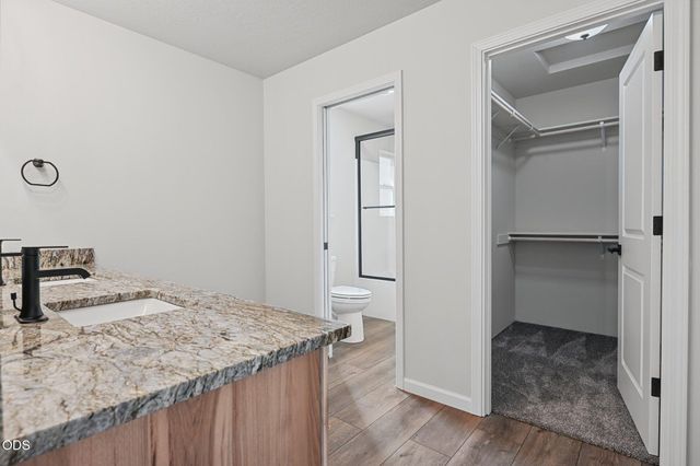 167 SE Champagne Court, Grants Pass, OR 97527