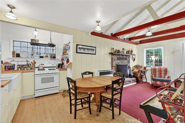 501 Dogwood Canyon, Blue Jay, CA 92317