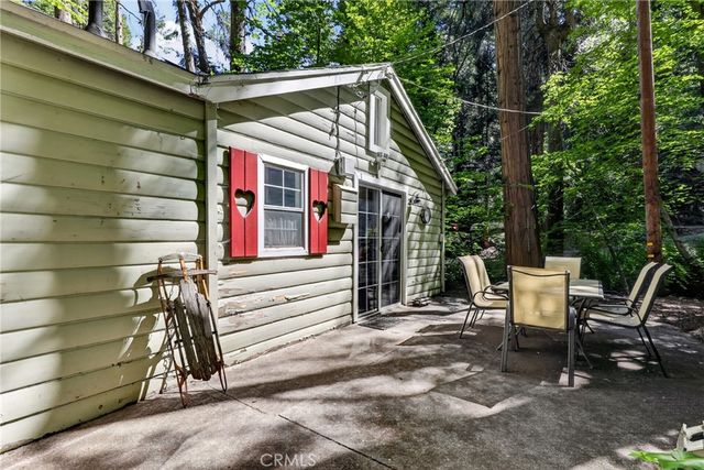 501 Dogwood Canyon, Blue Jay, CA 92317