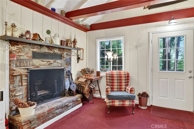 501 Dogwood Canyon, Blue Jay, CA 92317