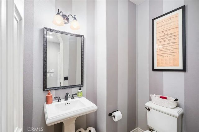 7 Waltham Road, Ladera Ranch, CA 92694