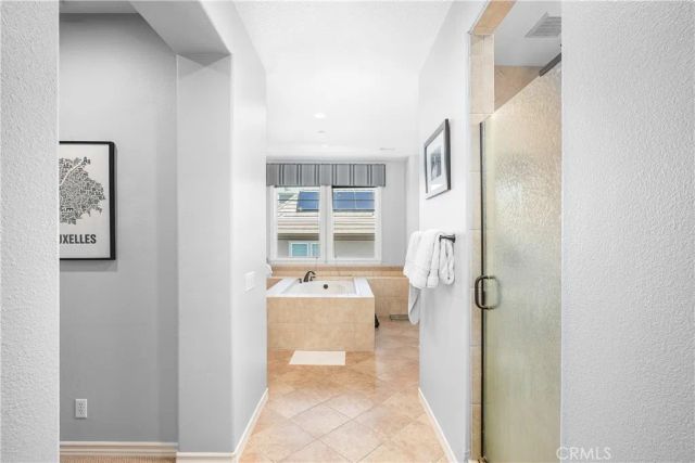 7 Waltham Road, Ladera Ranch, CA 92694