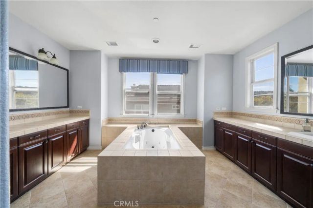 7 Waltham Road, Ladera Ranch, CA 92694