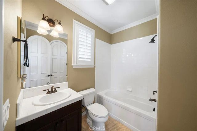 7 Waltham Road, Ladera Ranch, CA 92694