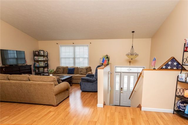 404 Shannon Drive, South Union Twp, PA 15401